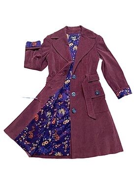 DOLCE & GABANNA ~ Vintage Plush Plum Velvet Coat w/Floral Lining circa early Y2K